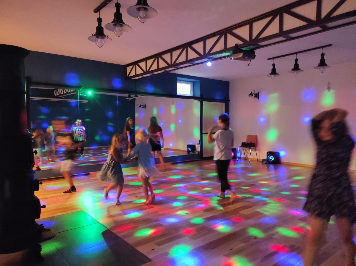 Hajstra Hotel Krempna Ngoại thất bức ảnh